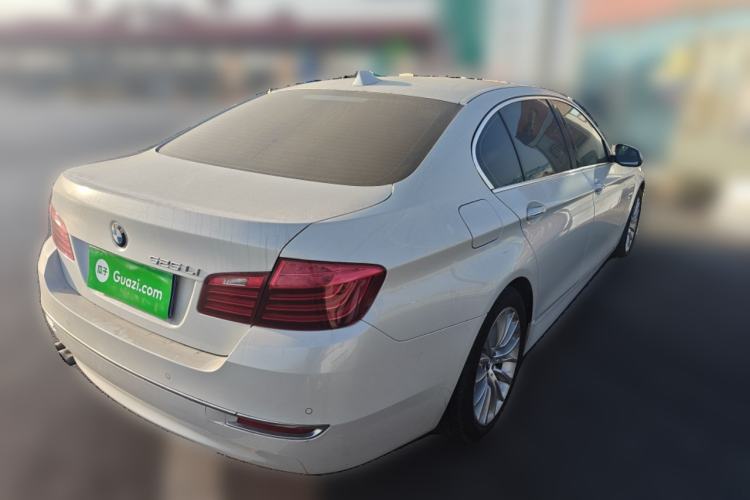 Used BMW 5 Series 2017 525Li Luxury Design Package Rear Right 45 Deg