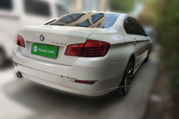 Used BMW 5 Series 2017 525Li Luxury Design Package Rear Right 45 Deg