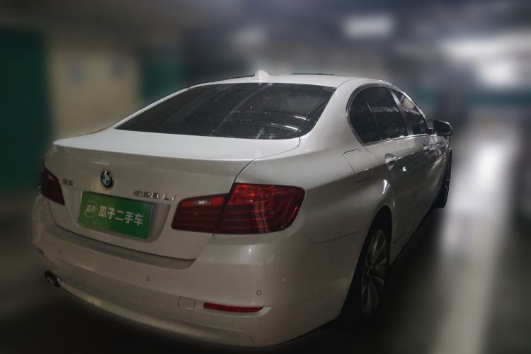 Used BMW 5 Series 2017 528Li Leading Model Rear Right 45 Deg