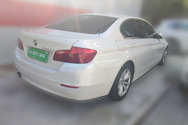 Used BMW 5 Series 2017 520Li Elegant Edition Rear Right 45 Deg