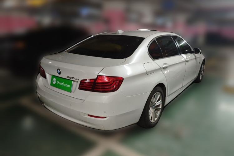 Used BMW 5 Series 2017 520Li Elegant Edition Rear Right 45 Deg