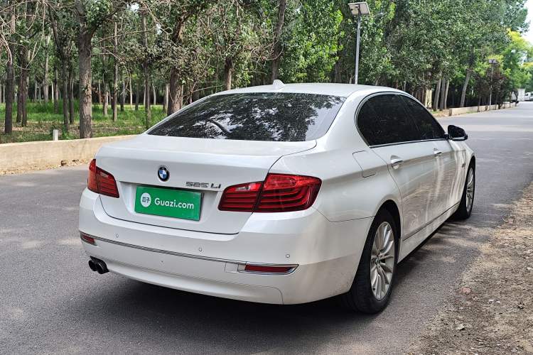 Used BMW 5 Series 2017 525Li Luxury Design Package Rear Right 45 Deg