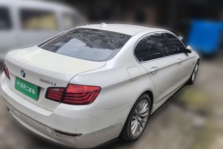 Used BMW 5 Series 2017 525Li Luxury Design Package Rear Right 45 Deg