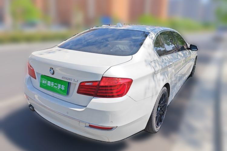 Used BMW 5 Series 2017 525Li Luxury Design Package Rear Right 45 Deg