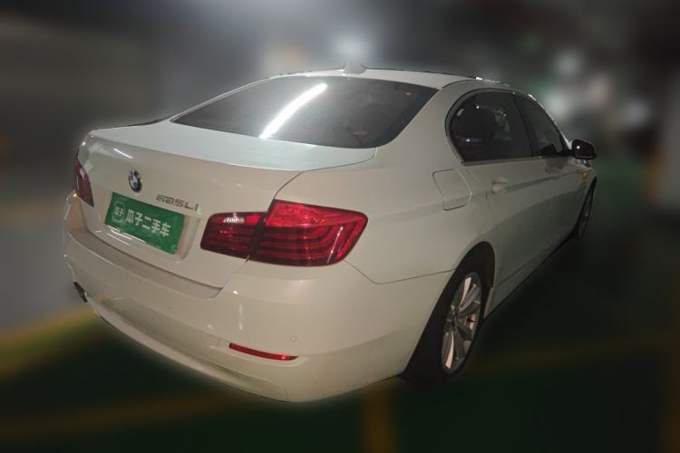 Used BMW 5 Series 2017 520Li Elegant Edition Rear Right 45 Deg