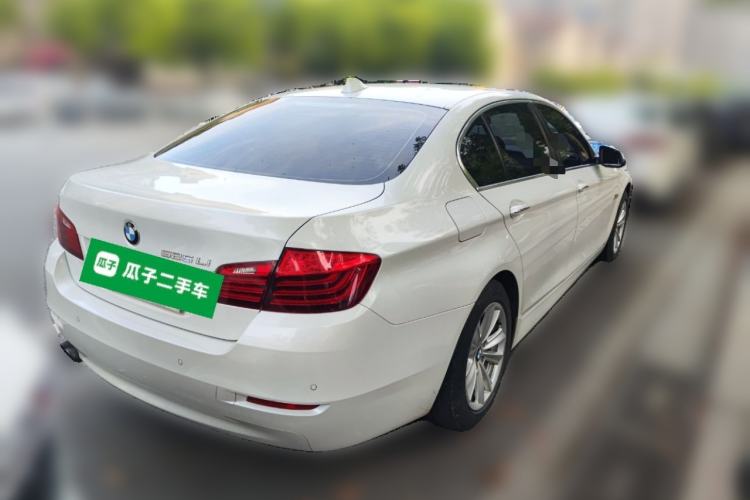Used BMW 5 Series 2017 520Li Elegant Edition Rear Right 45 Deg