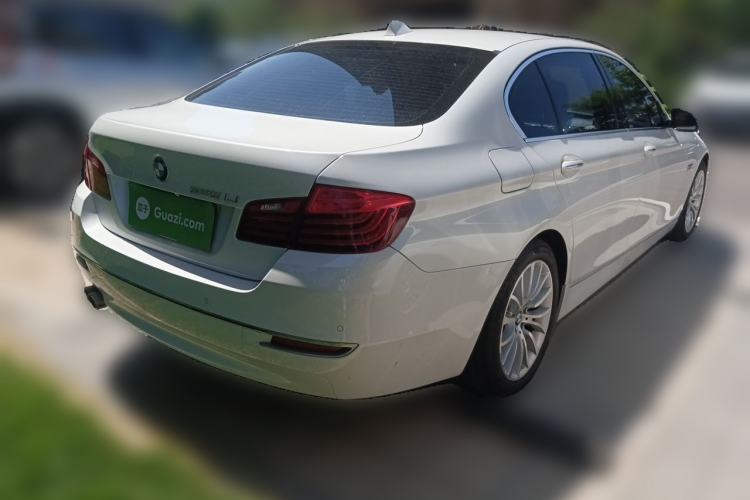 Used BMW 5 Series 2017 525Li Luxury Design Package Rear Right 45 Deg