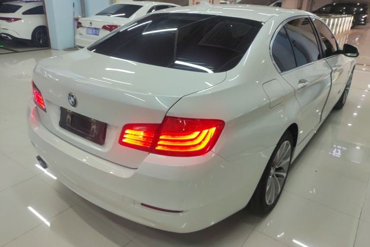 Used BMW 5 Series 2017 525Li Leading Model Rear Right 45 Deg