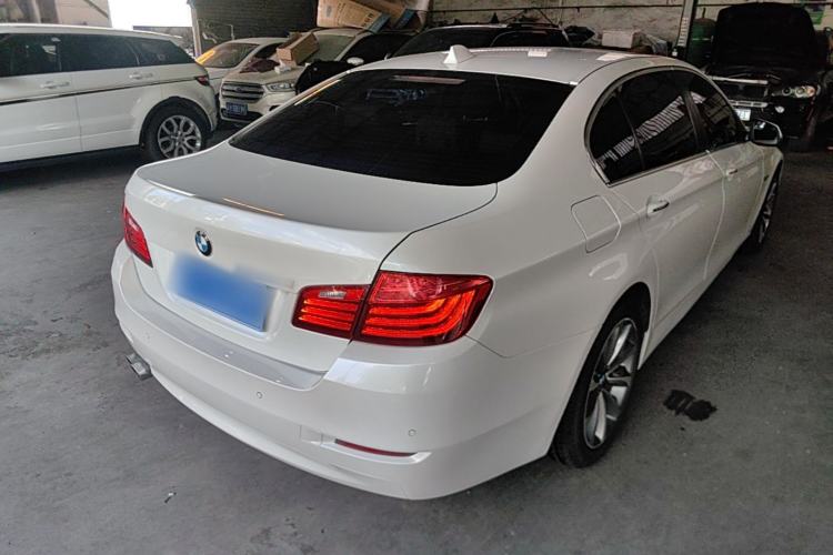 Used BMW 5 Series 2017 525Li Leading Model Rear Right 45 Deg
