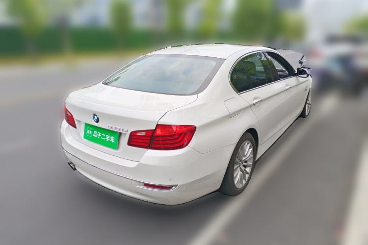 Used BMW 5 Series 2017 525Li Luxury Design Package Rear Right 45 Deg
