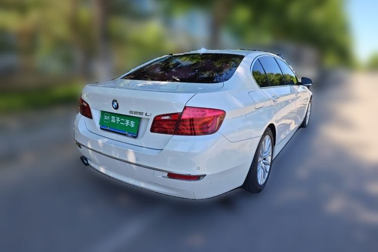 Used BMW 5 Series 2017 525Li Luxury Design Package Rear Right 45 Deg