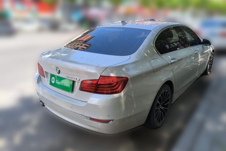 Used BMW 5 Series 2017 525Li Luxury Design Package Rear Right 45 Deg