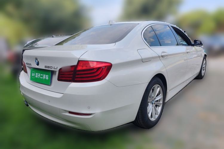Used BMW 5 Series 2017 520Li Elegant Edition Rear Right 45 Deg