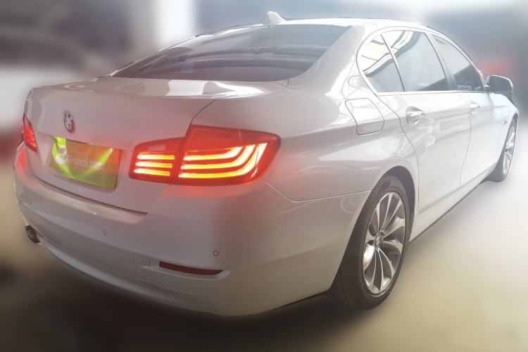 Used BMW 5 Series 2017 525Li Leading Model Rear Right 45 Deg