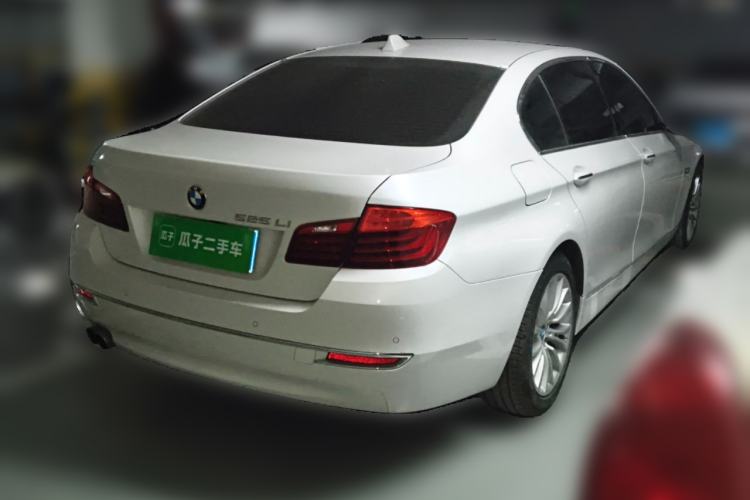 Used BMW 5 Series 2017 525Li Luxury Design Package Rear Right 45 Deg