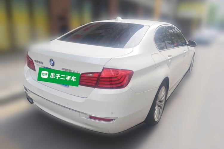 Used BMW 5 Series 2017 525Li Luxury Design Package Rear Right 45 Deg