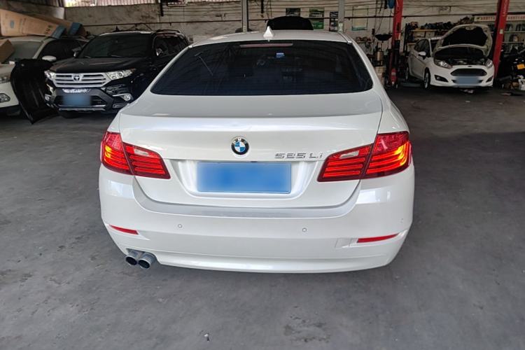 Used BMW 5 Series 2017 525Li Leading Model Rear