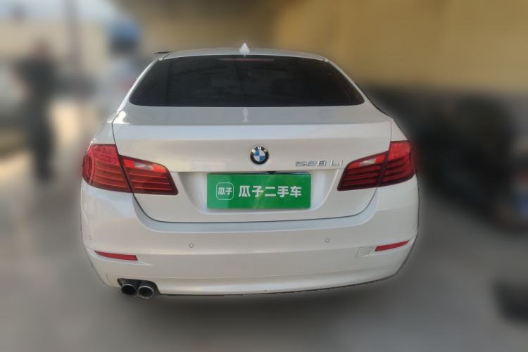Used BMW 5 Series 2017 528Li Leading Model Rear