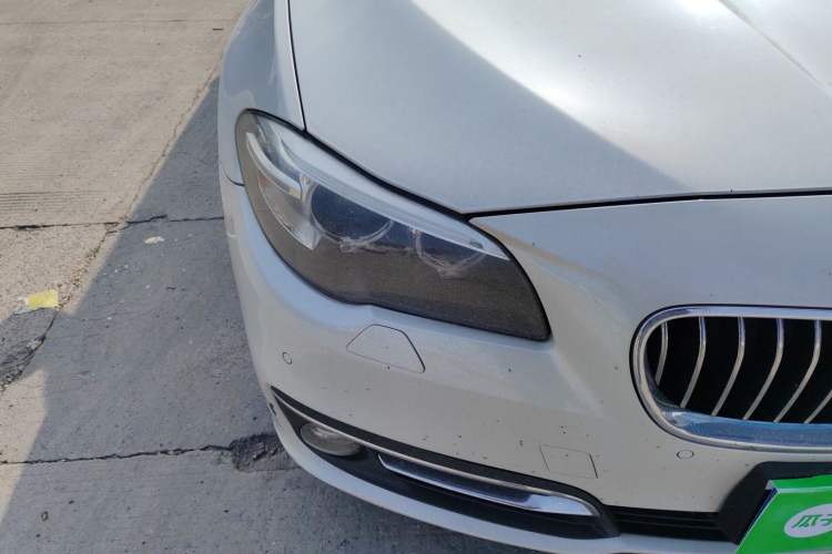 Used BMW 5 Series 2017 525Li Luxury Design Package Right Front Headlight