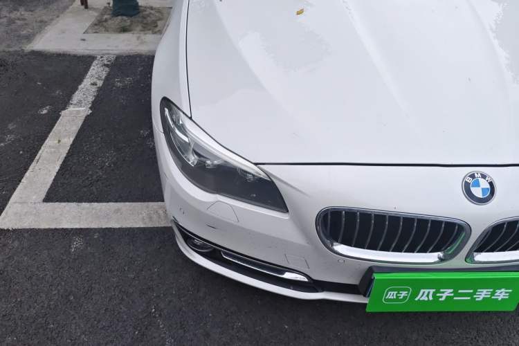 Used BMW 5 Series 2017 525Li Luxury Design Package Right Front Headlight