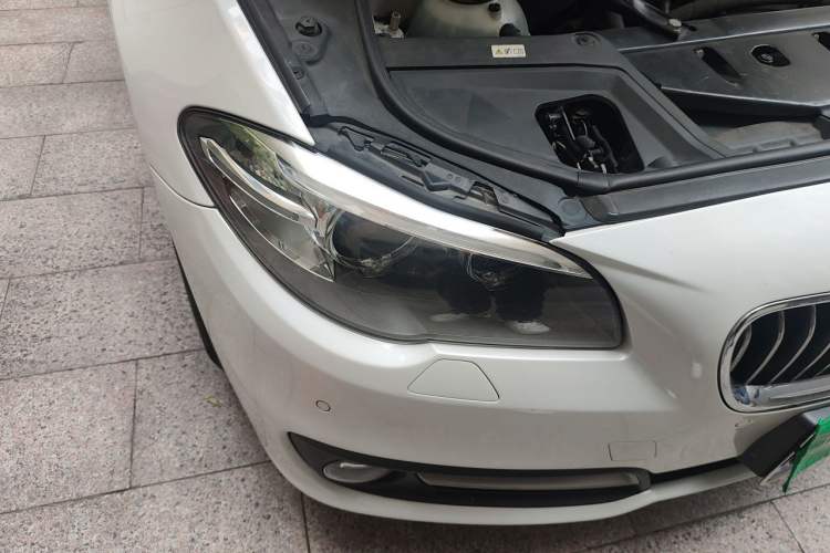 Used BMW 5 Series 2017 520Li Elegant Edition Right Front Headlight