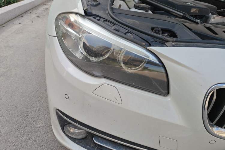 Used BMW 5 Series 2017 525Li Luxury Design Package Right Front Headlight