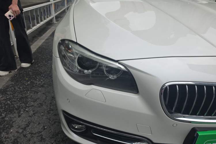 Used BMW 5 Series 2017 525Li Luxury Design Package Right Front Headlight