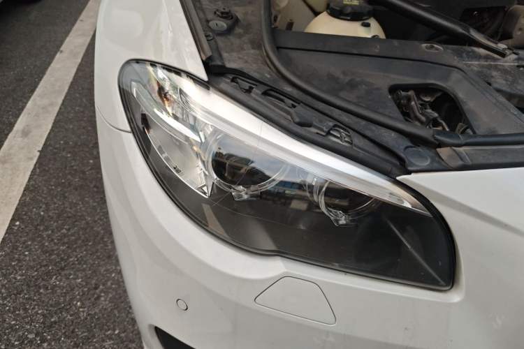 Used BMW 5 Series 2017 520Li Elegant Edition Right Front Headlight