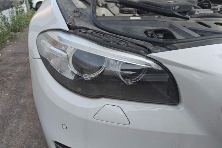 Used BMW 5 Series 2017 525Li Luxury Design Package Right Front Headlight