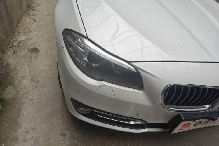 Used BMW 5 Series 2017 525Li Luxury Design Package Right Front Headlight