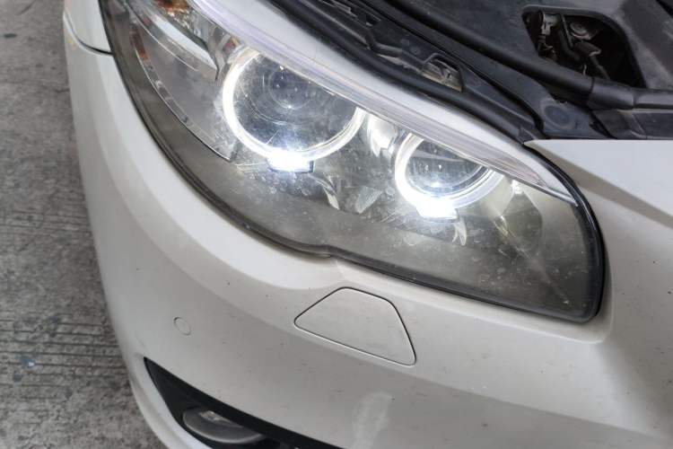 Used BMW 5 Series 2017 528Li Leading Model Right Front Headlight