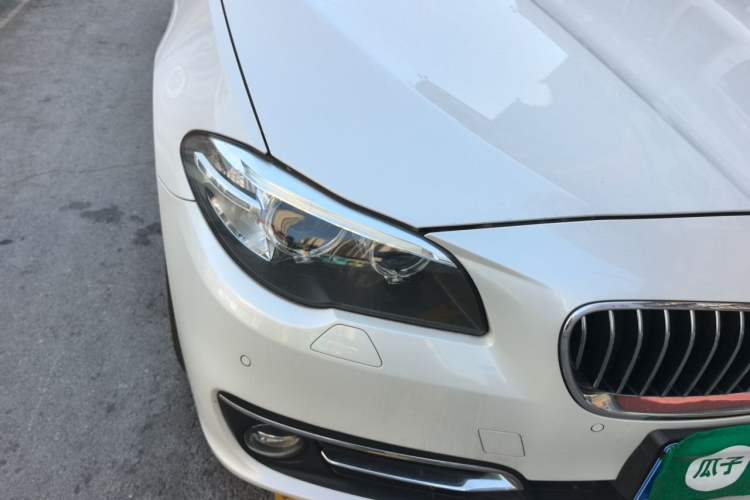 Used BMW 5 Series 2017 525Li Luxury Design Package Right Front Headlight
