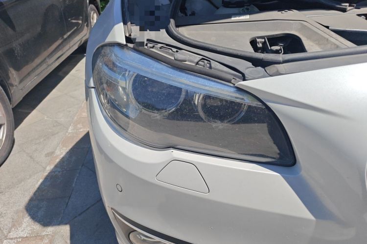 Used BMW 5 Series 2017 525Li Luxury Design Package Right Front Headlight
