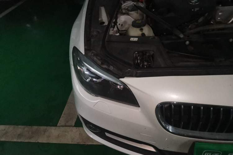 Used BMW 5 Series 2017 525Li Leading Model Right Front Headlight