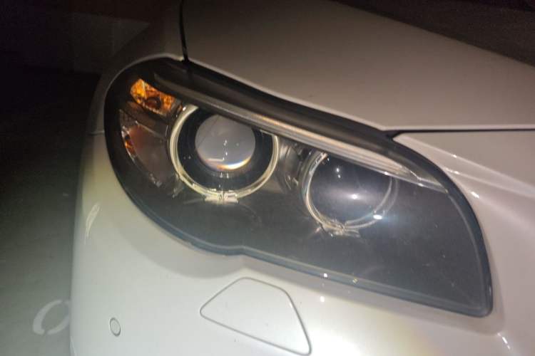 Used BMW 5 Series 2017 528Li Leading Model Right Front Headlight