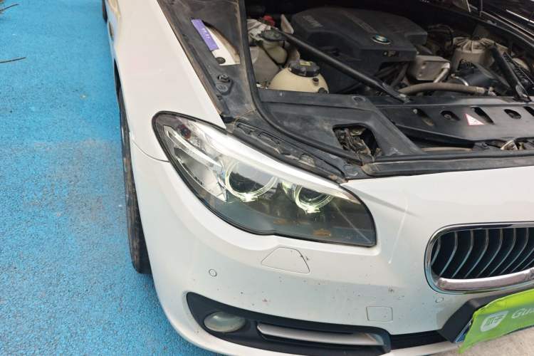 Used BMW 5 Series 2017 525Li Leading Model Right Front Headlight
