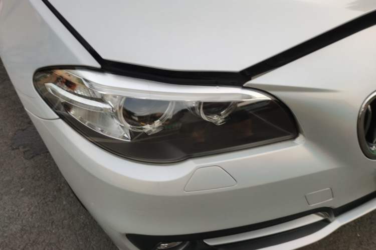 Used BMW 5 Series 2017 525Li Leading Model Right Front Headlight