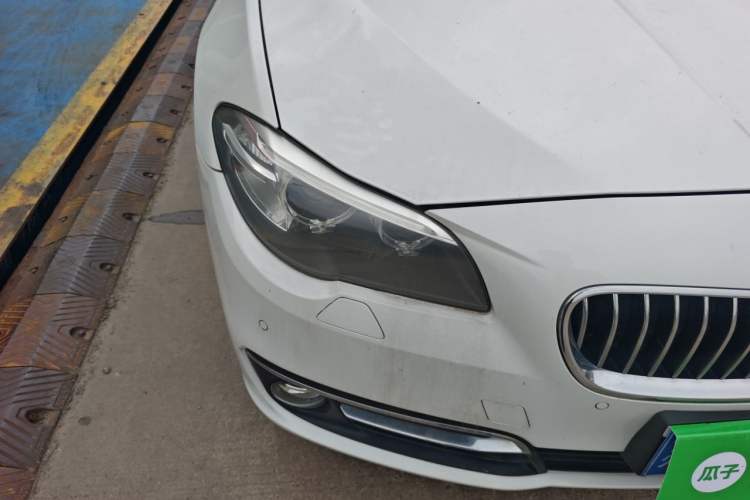Used BMW 5 Series 2017 525Li Luxury Design Package Right Front Headlight