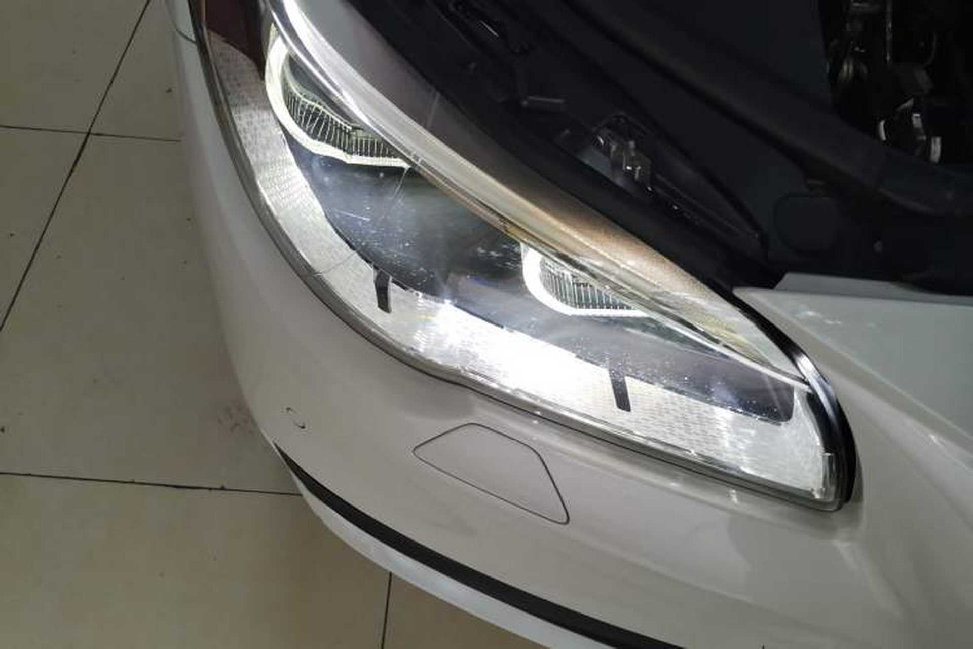 Used BMW 5 Series 2017 535Li Leading Model Right Front Headlight