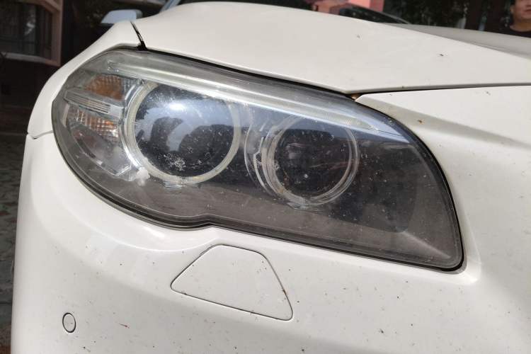 Used BMW 5 Series 2017 525Li Luxury Design Package Right Front Headlight