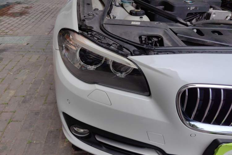 Used BMW 5 Series 2017 525Li Leading Model Right Front Headlight