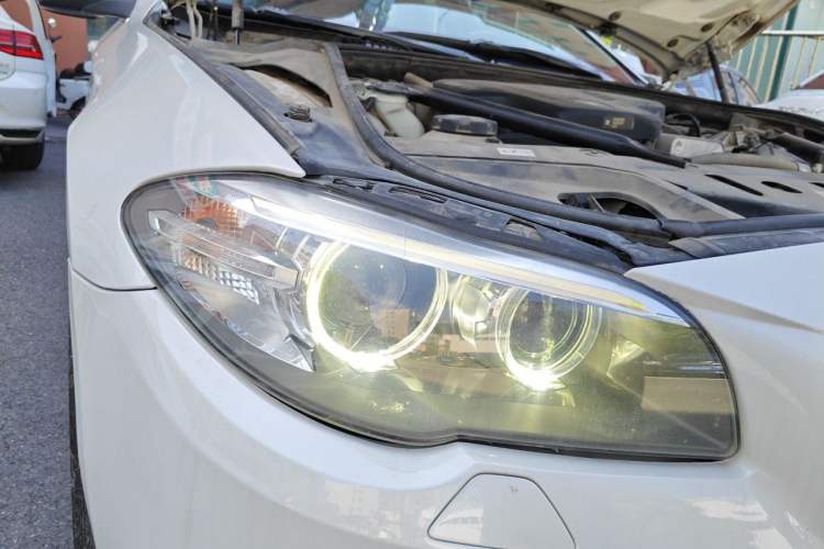 Used BMW 5 Series 2017 520Li Elegant Edition Right Front Headlight