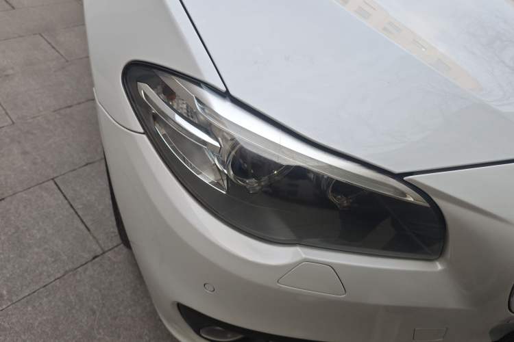 Used BMW 5 Series 2017 528Li Leading Model Right Front Headlight