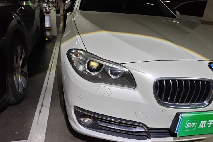 Used BMW 5 Series 2017 525Li Luxury Design Package Right Front Headlight