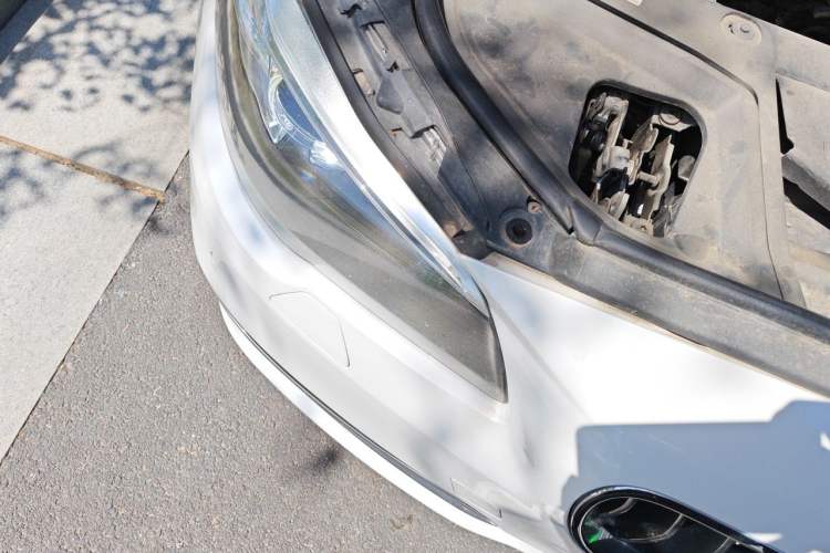 Used BMW 5 Series 2017 525Li Luxury Design Package Right Front Headlight
