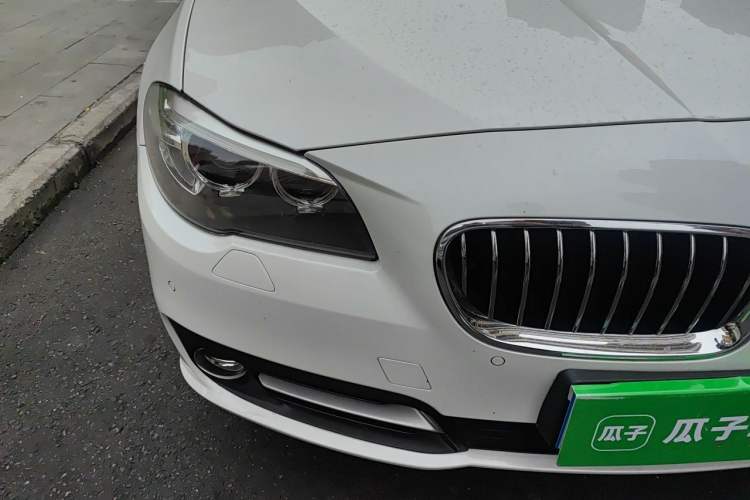 Used BMW 5 Series 2017 525Li Leading Model Right Front Headlight