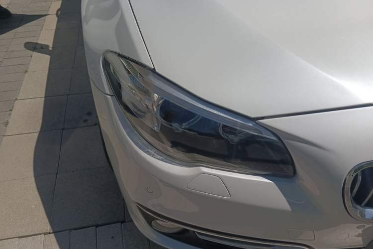 Used BMW 5 Series 2017 525Li Luxury Design Package Right Front Headlight