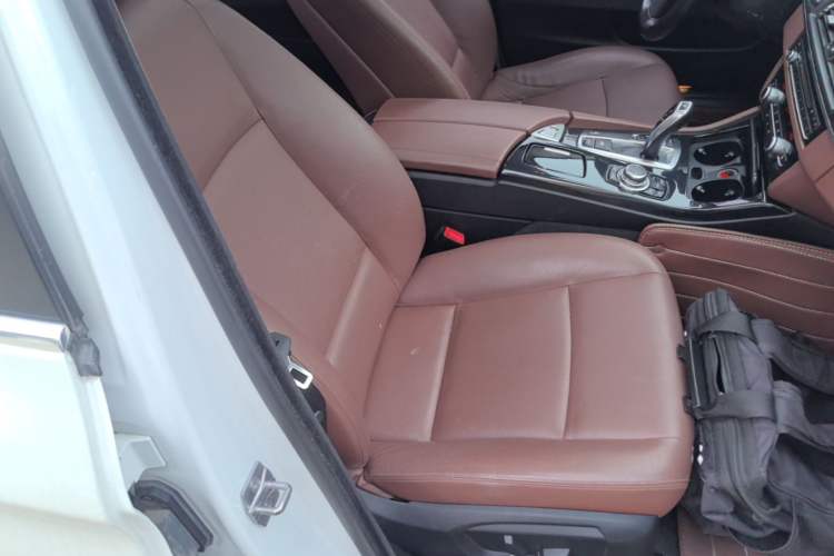Used BMW 5 Series 2017 520Li Elegant Edition Right Front Seat