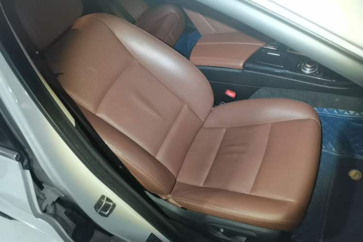 Used BMW 5 Series 2017 520Li Elegant Edition Right Front Seat
