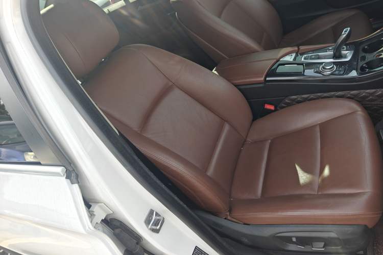 Used BMW 5 Series 2017 520Li Elegant Edition Right Front Seat